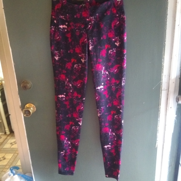 Old Navy Leggings - Picture 7 of 7